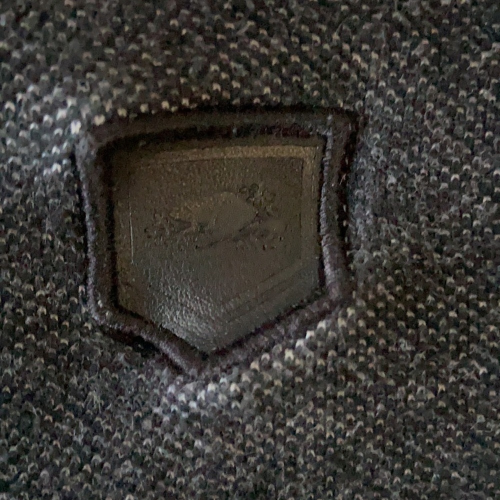 Men’s Roots Polo Tee - Picture 2 of 3